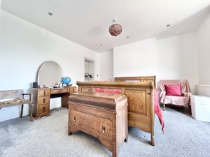 Photo 21- click for photo gallery